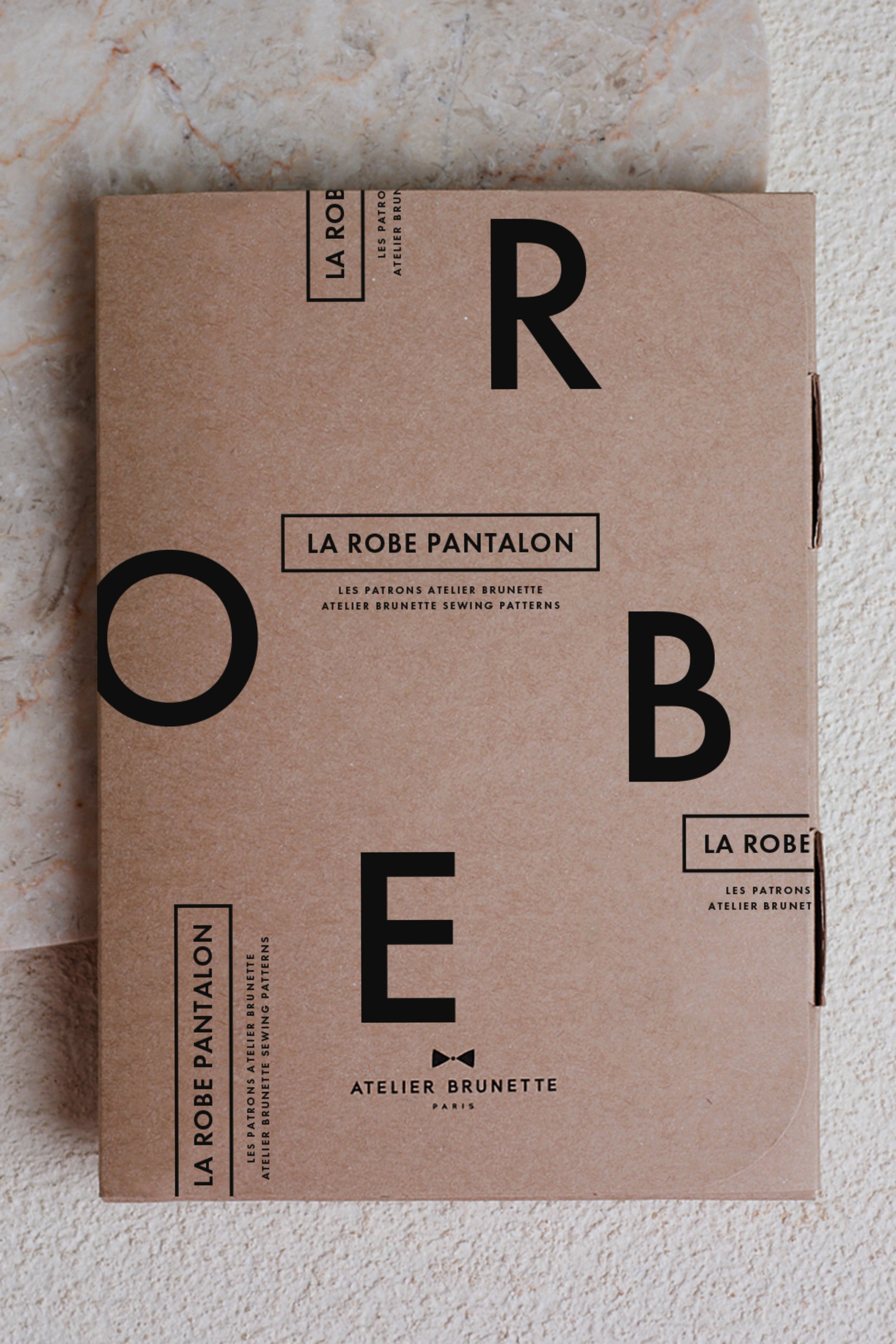 atelier-brunette-la-robe-pantalon-patron-pochette image 1