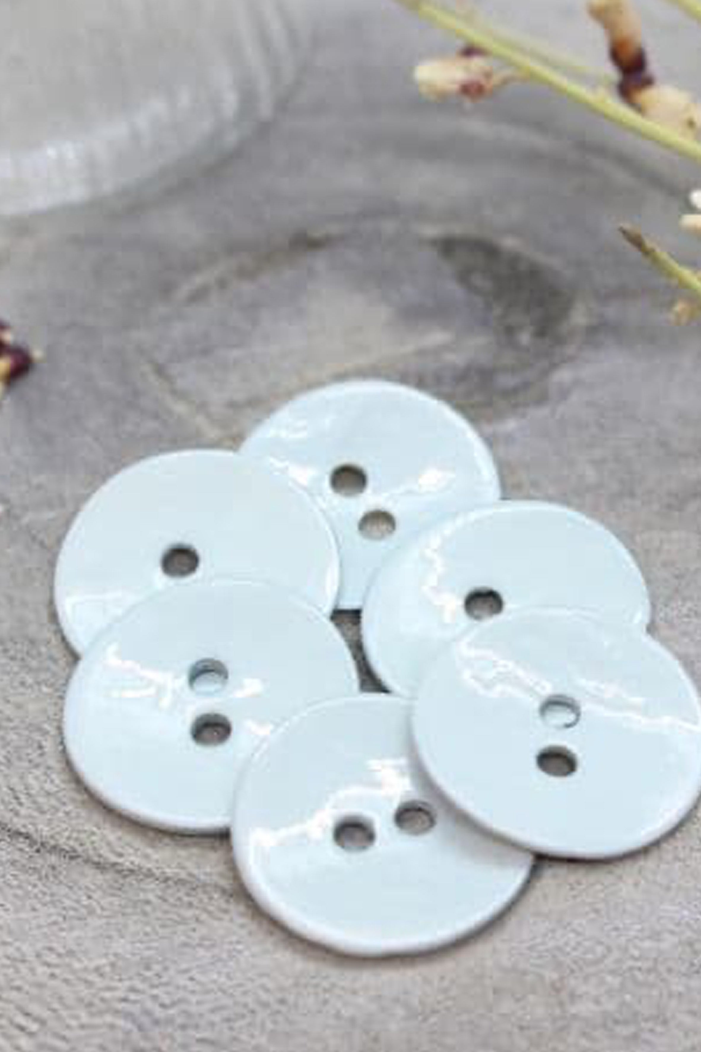atelier-brunette-boutons-glossy-sage-x10 image 2