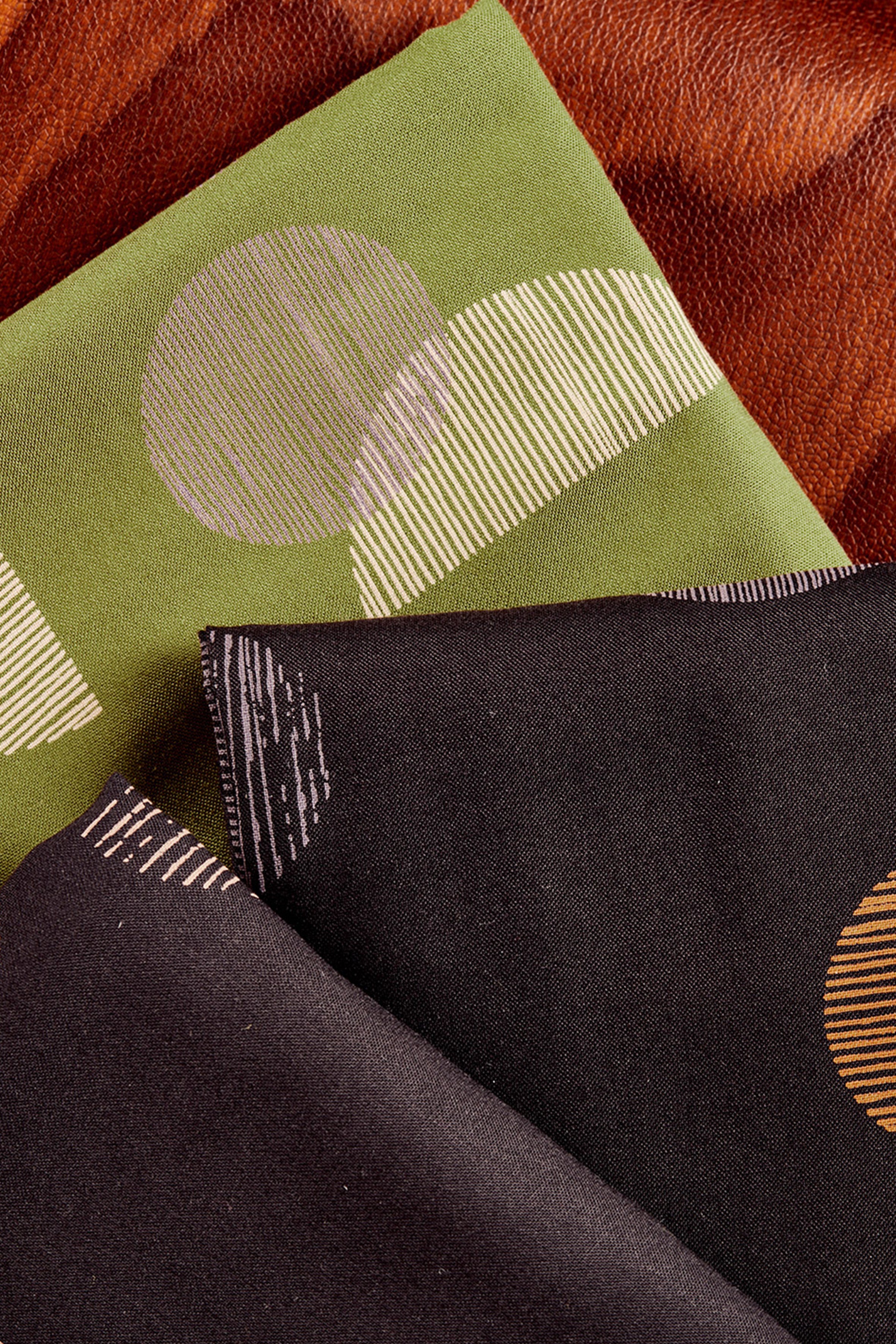 atelier-brunette-tissu-jane-divine-parma-viscose-ecovero-imprim-e image 5