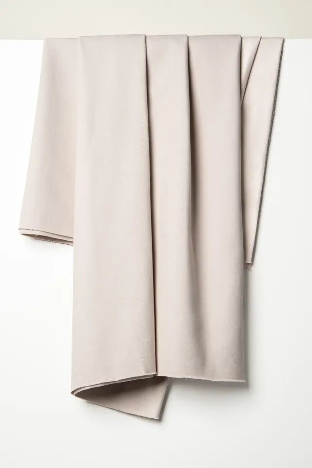 atelier-brunette-tissu-gabardine-milky-clay-gabardine-de-coton-twill-cr-me-chaud image 1