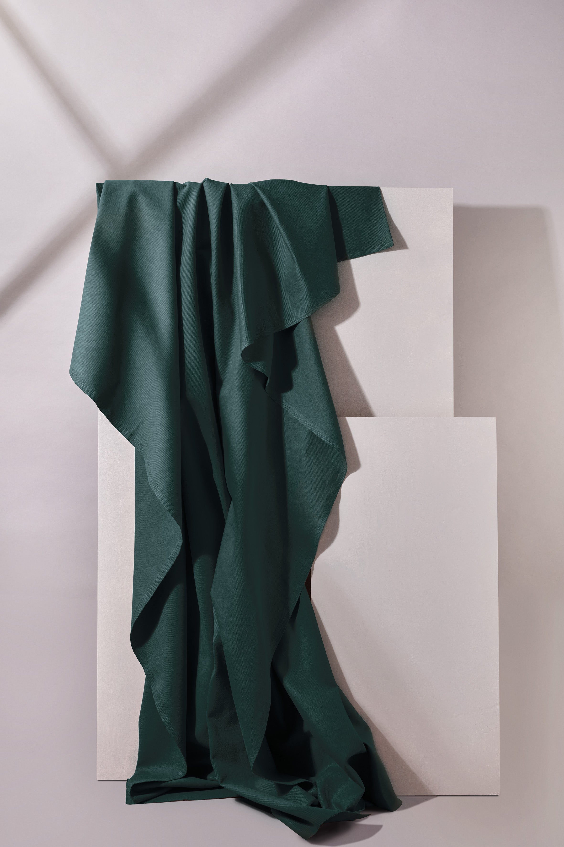 atelier-brunette-tissu-gabardine-forest-coton-twill-serg image 1