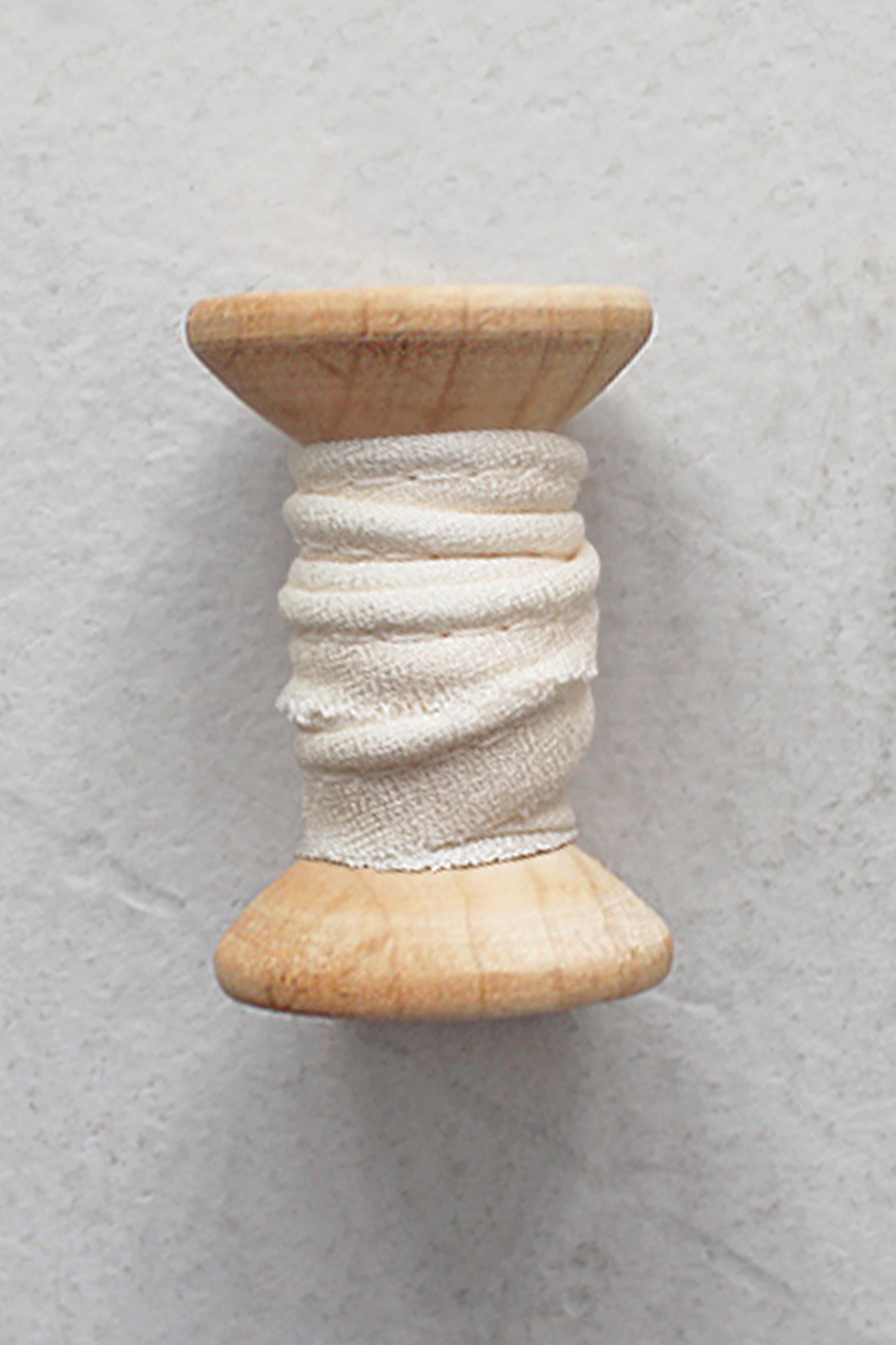atelier-brunette-passepoil-crepe-off-white-1-cm image 1